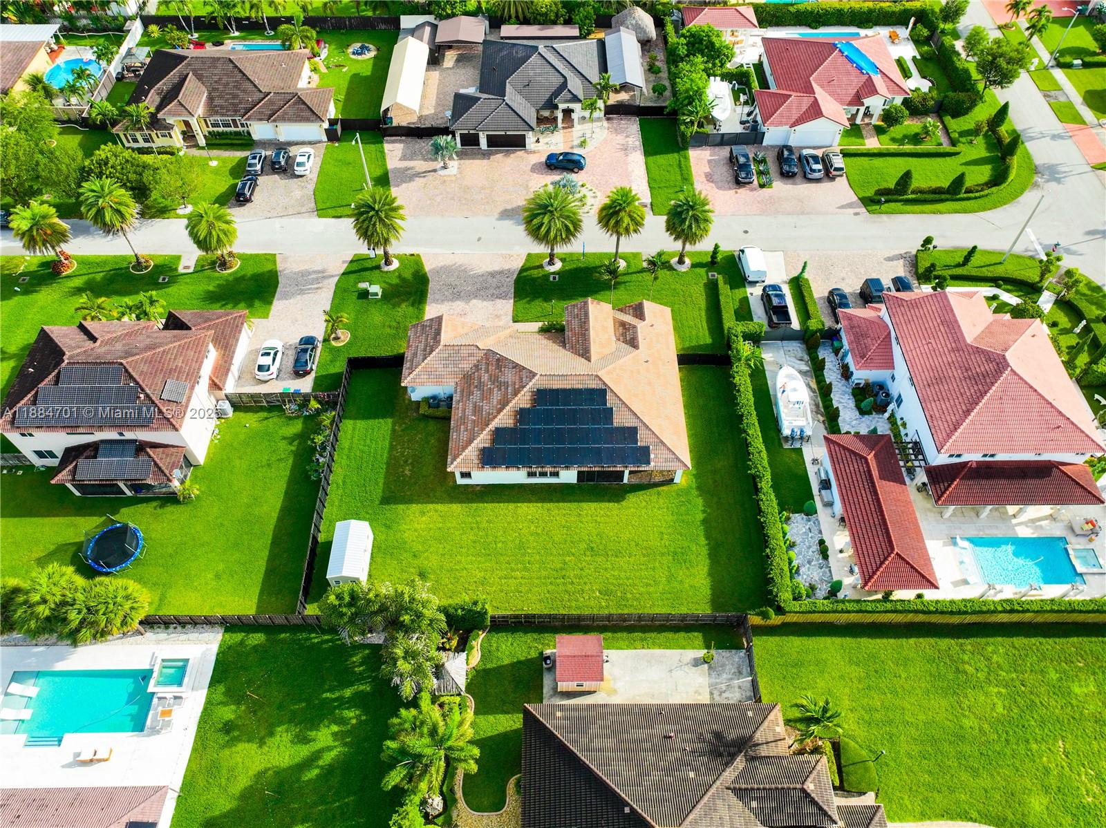 ESTATE MANSIONS 1ST ADDN - Residential