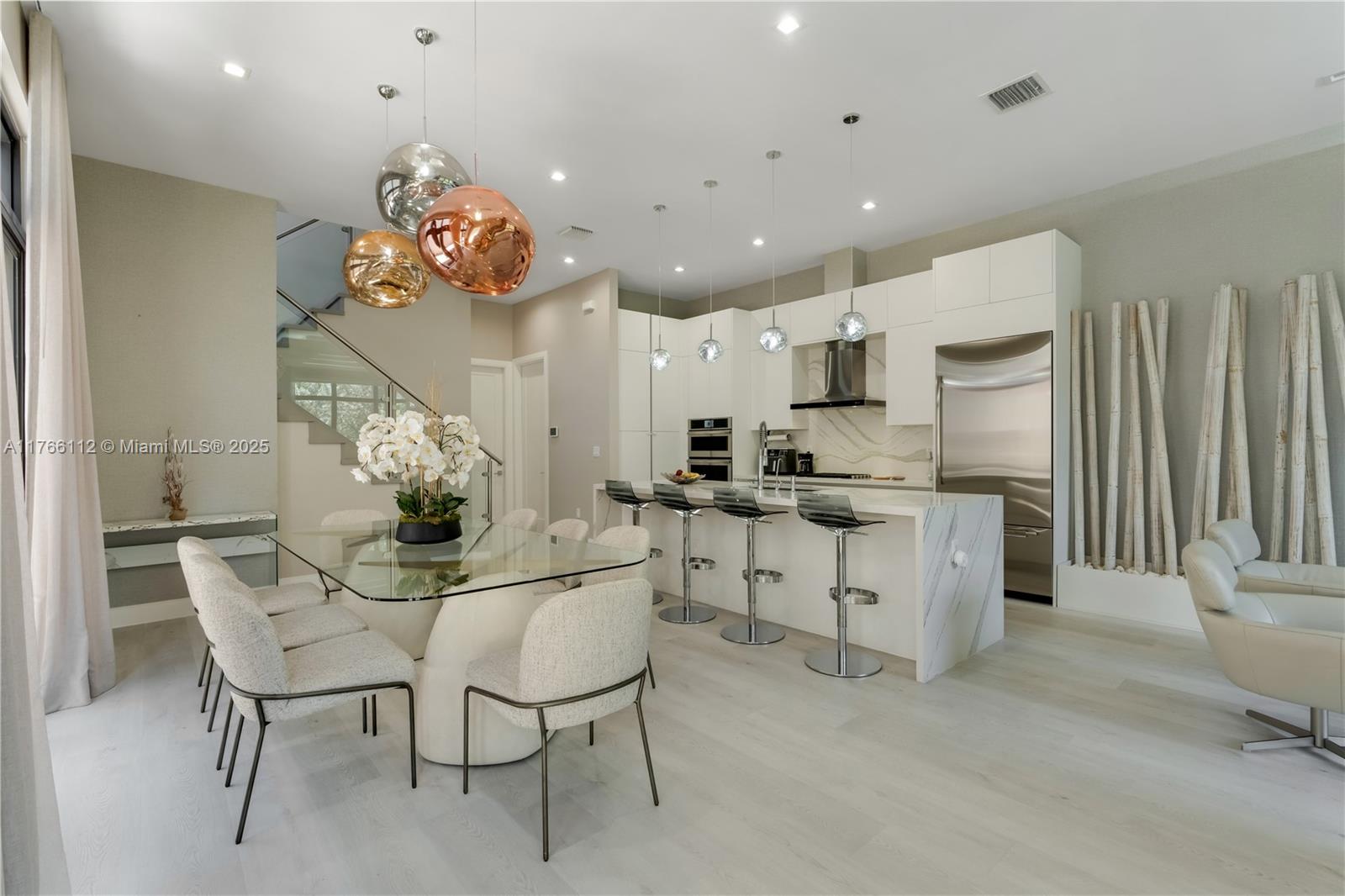 Property for Sale at 8262 Nw 46th St, Doral, Miami-Dade County, Florida - Bedrooms: 4 
Bathrooms: 4  - $1,184,900