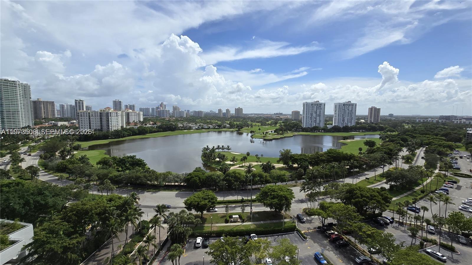 FLAMENCO CONDO TOWER I - Residential