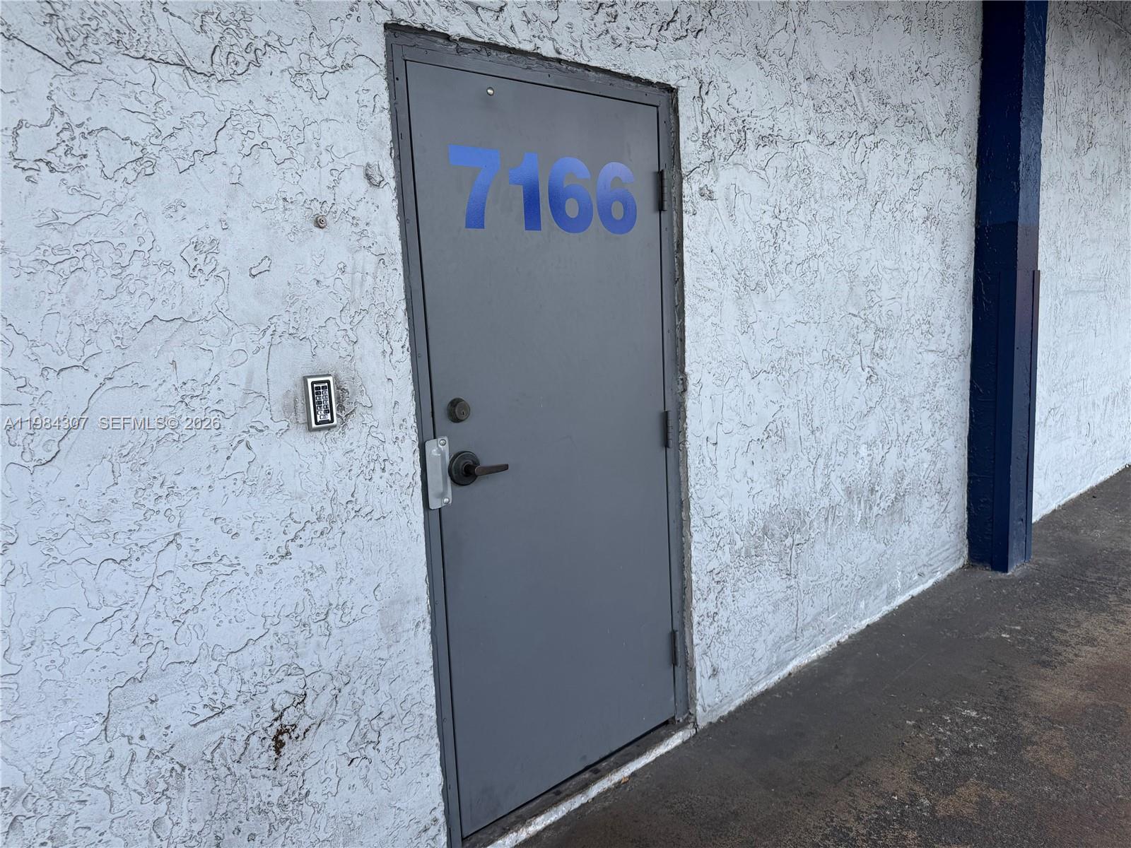 6910 NW 12th St 7166