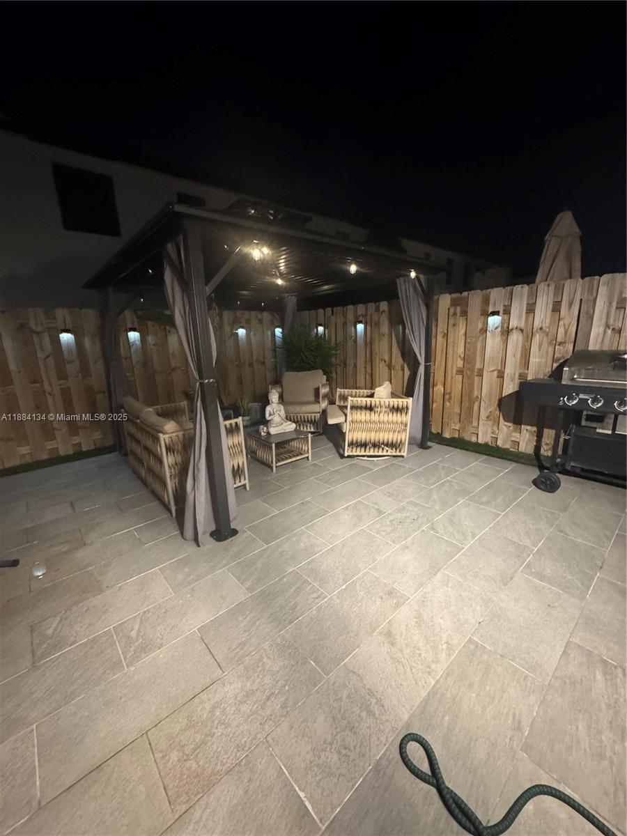 SILVER PALM RESIDENTIAL H - Residential