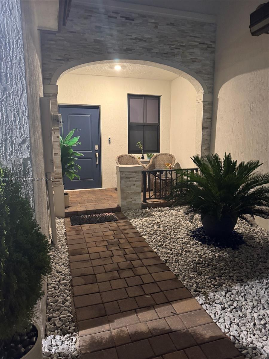 SILVER PALM RESIDENTIAL H - Residential