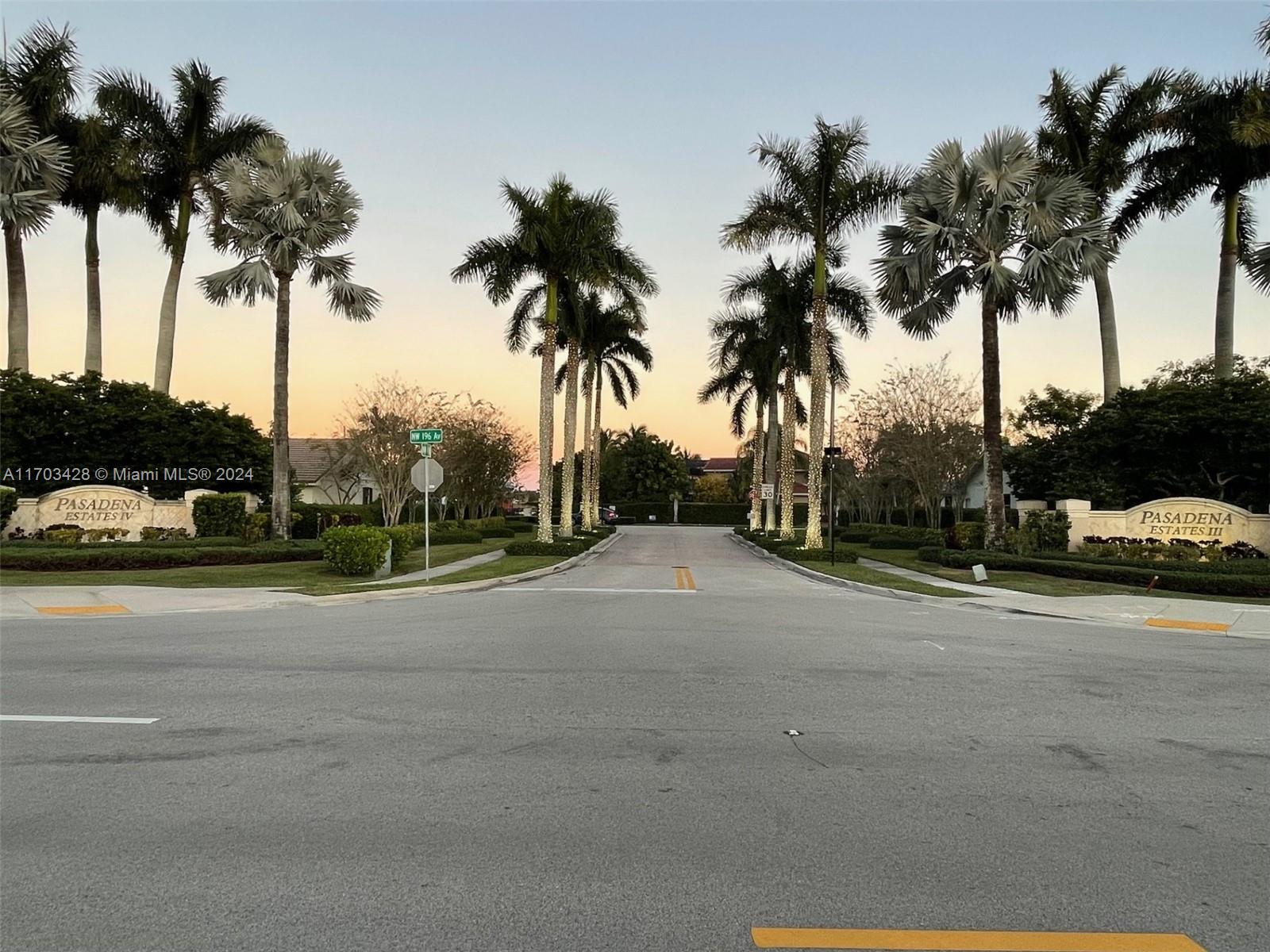 Property for Sale at 19451 Nw 8th St, Pembroke Pines, Miami-Dade County, Florida - Bedrooms: 4 
Bathrooms: 3  - $898,000
