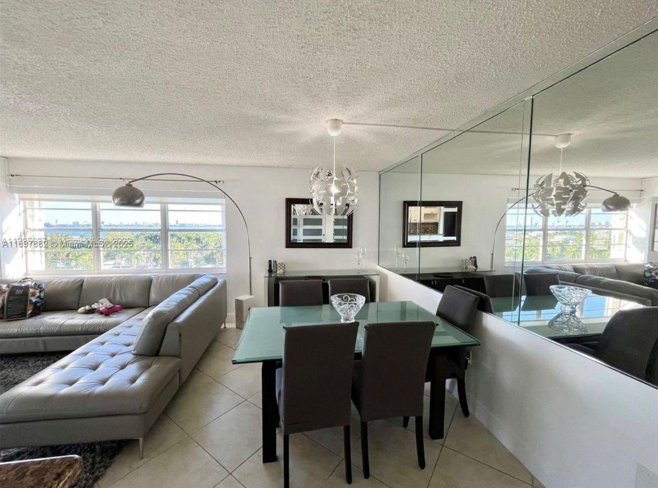 BAYSHORE YACHT & TENNIS C - Residential Lease