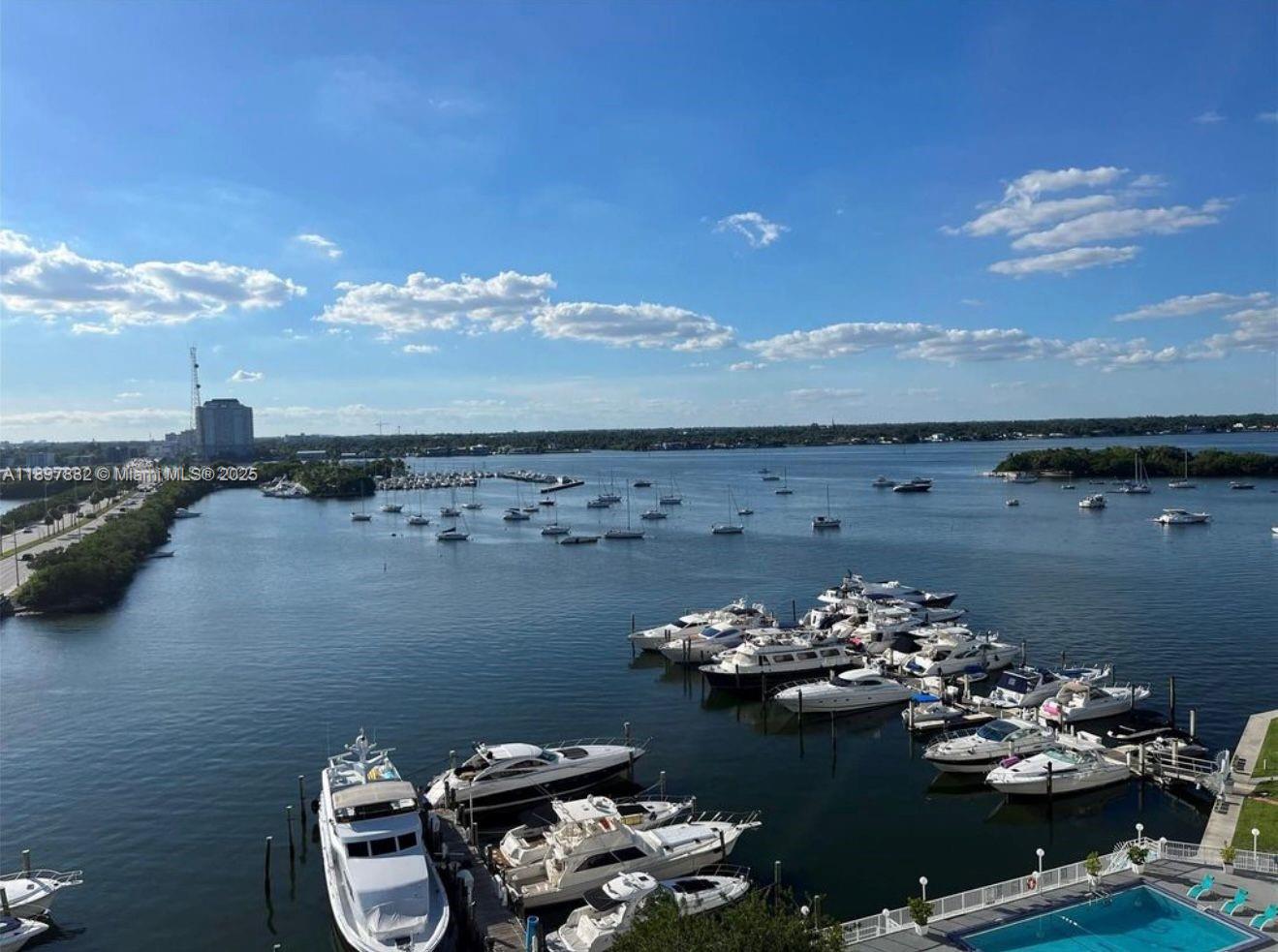 BAYSHORE YACHT & TENNIS C - Residential Lease