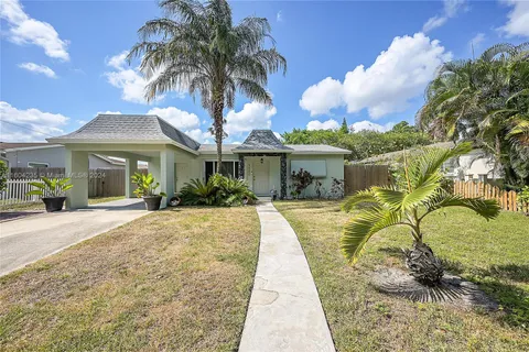 5340 SW 11th St, Margate, FL 33068 - MLS#: A11604235