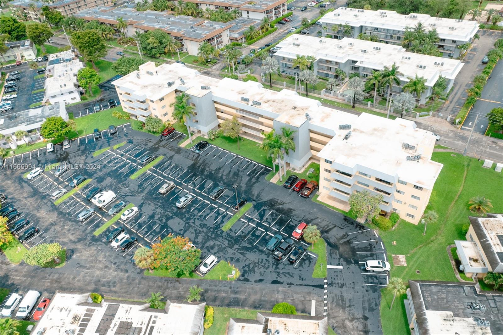 Village at Dadeland - Residential