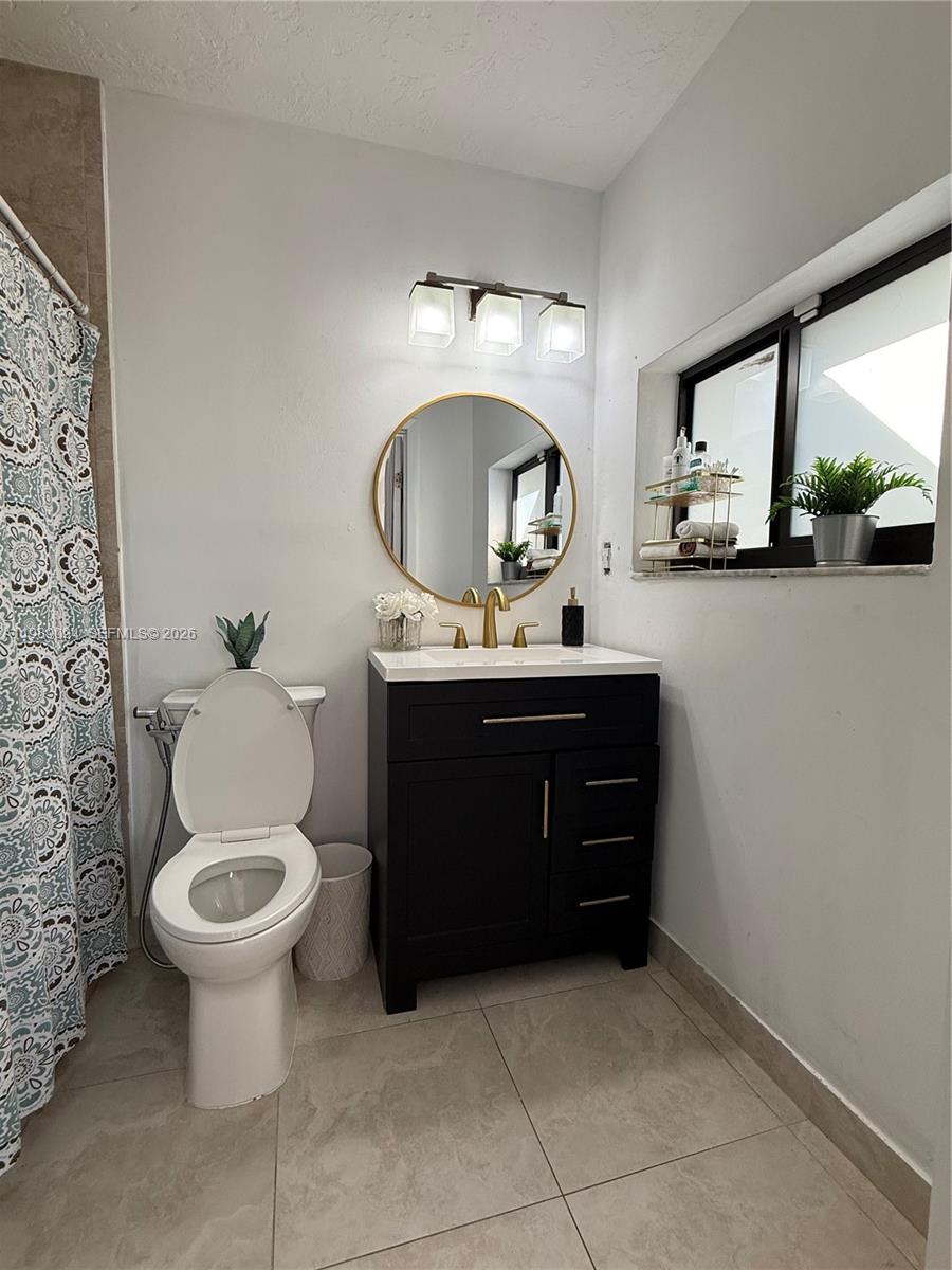 SOUTH CORAL HOMES SEC 2 - Residential Lease