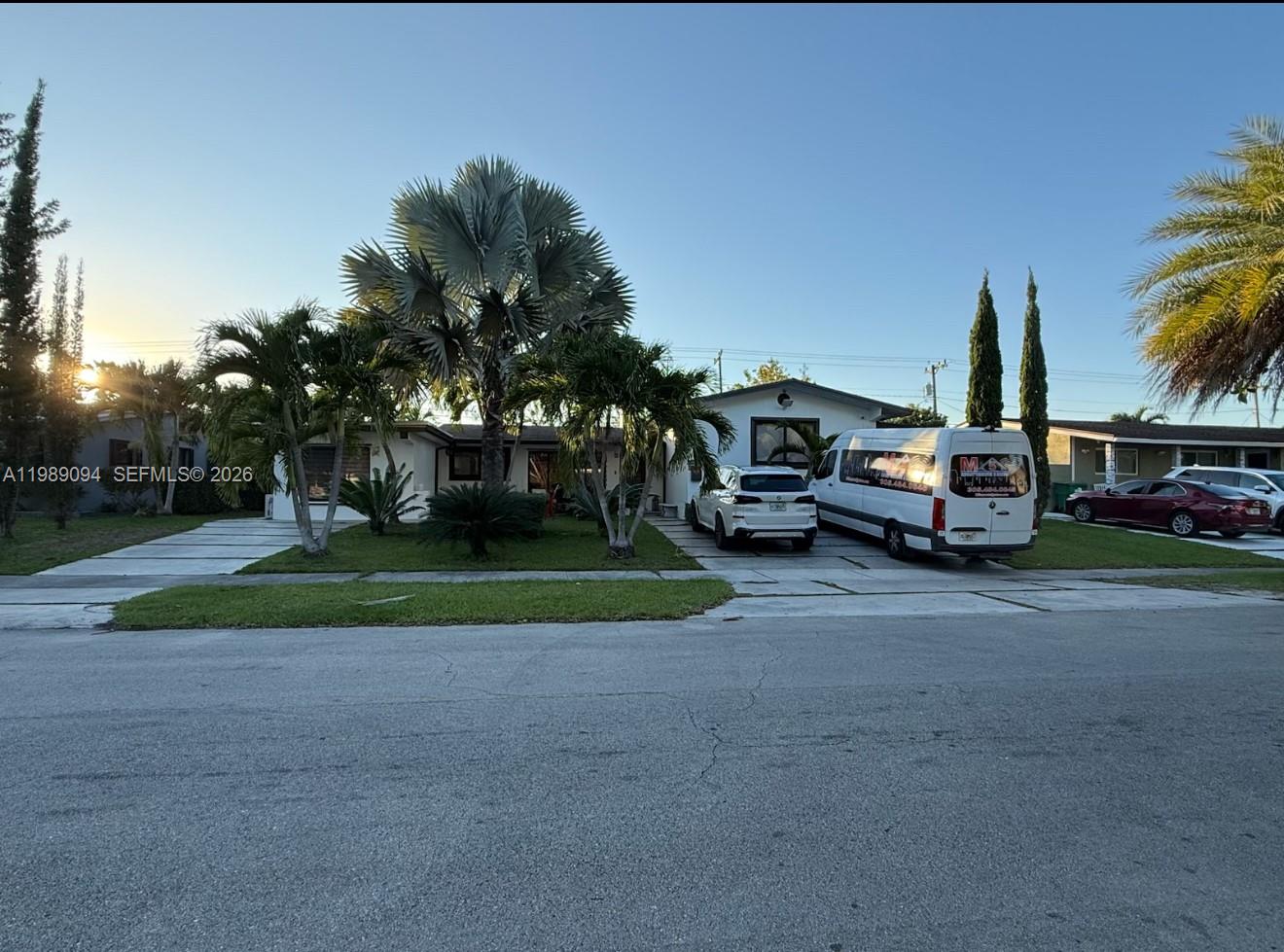 SOUTH CORAL HOMES SEC 2 - Residential Lease