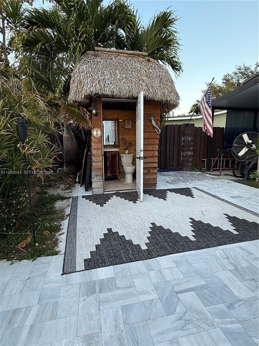 SOUTH CORAL HOMES SEC 2 - Residential Lease