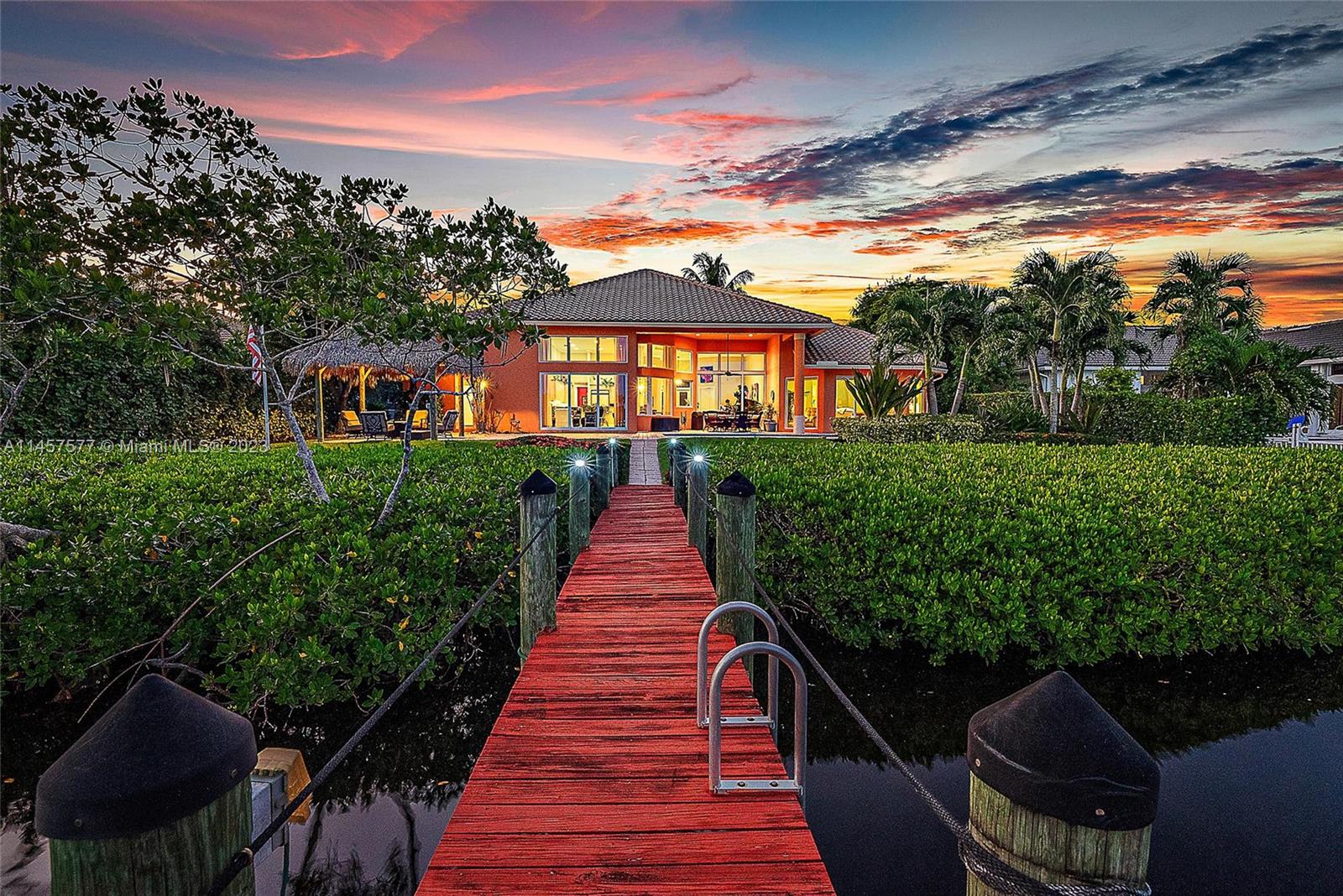 Islands of Jupiter - Residential