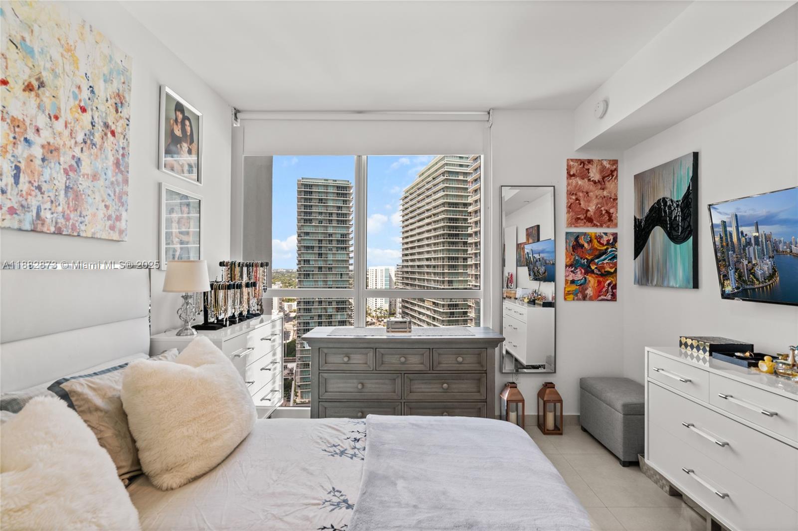 THE BONDO (1080 BRICKELL) - Residential