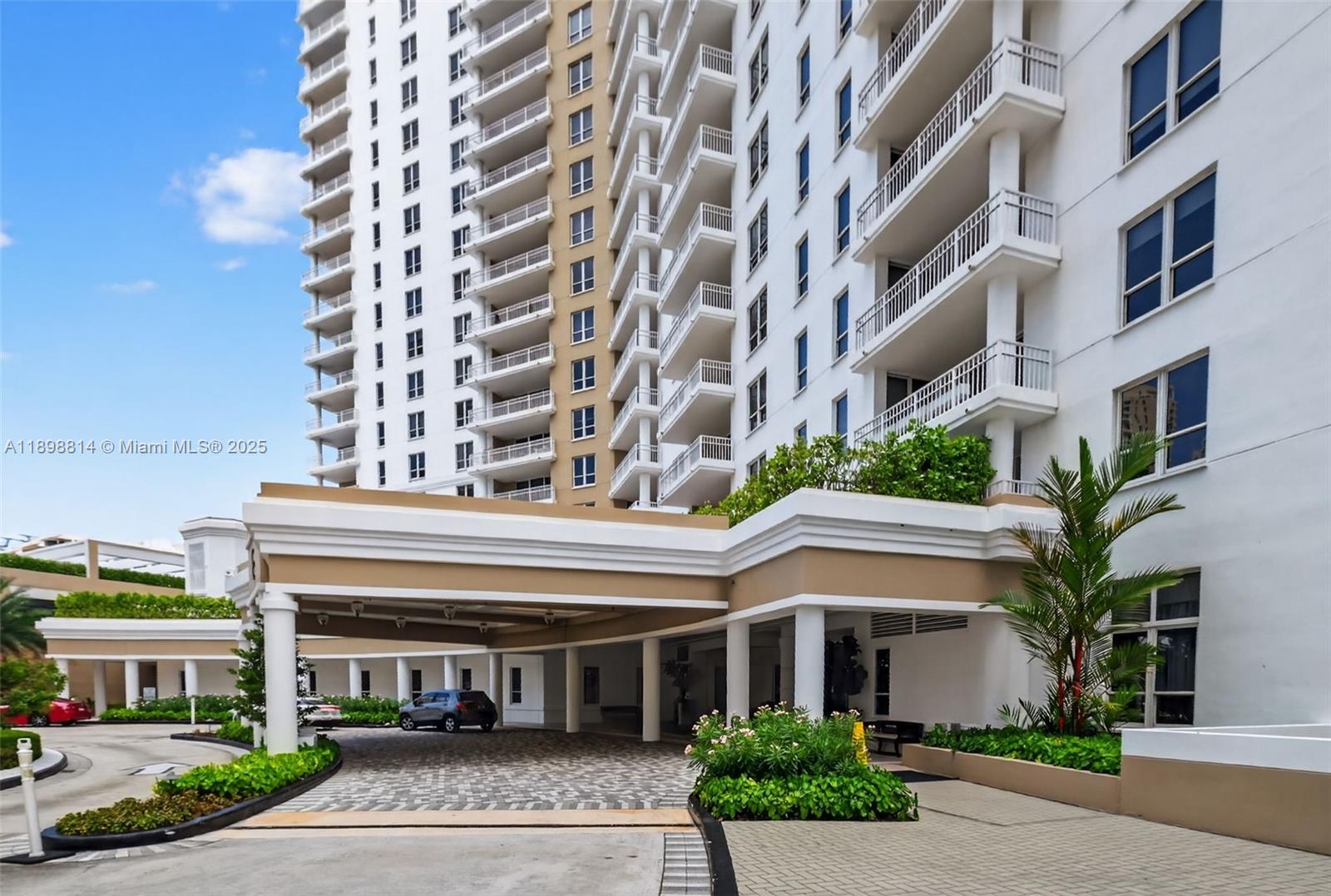 COURVOISIER COURTS CONDO - Residential