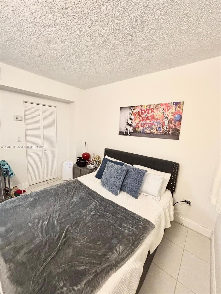 FOUR AMBASSADORS CONDO PH - Residential Lease