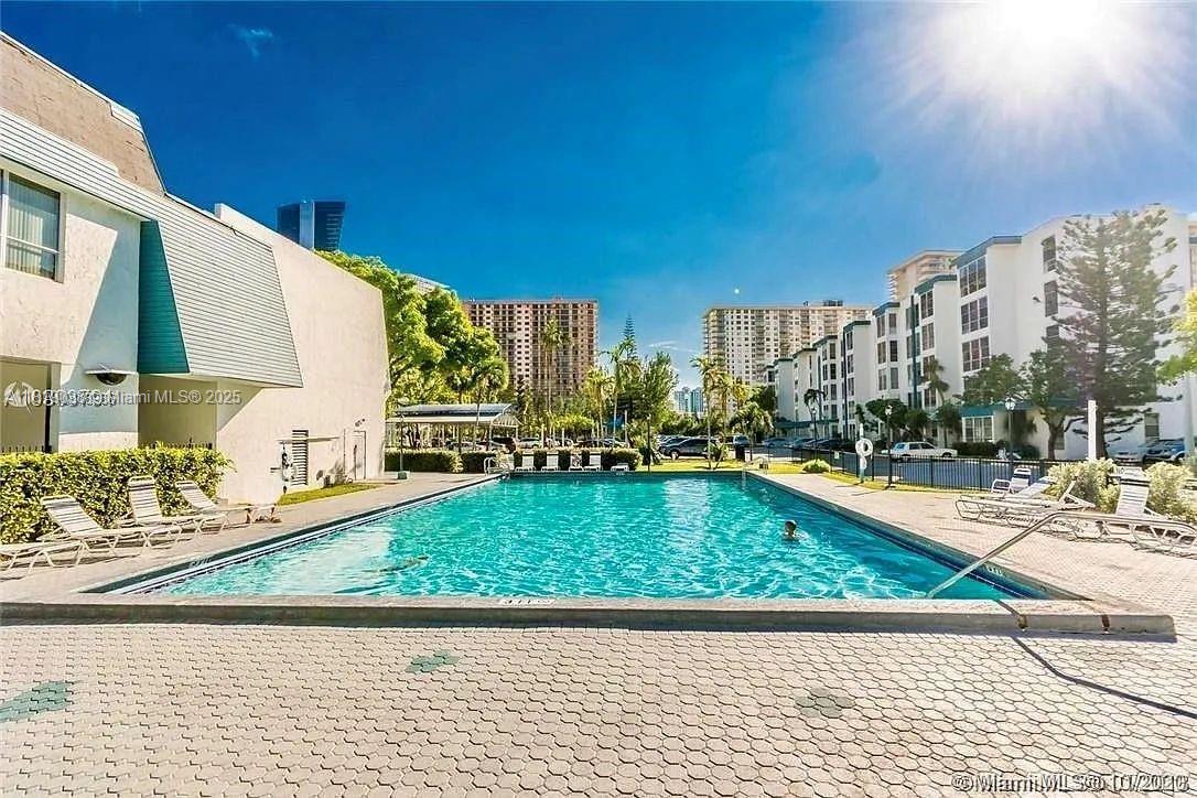 AVILA CONDO - Residential