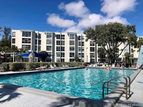 17570 Atlantic Blvd 105 Sunny Isles Beach FL 33160