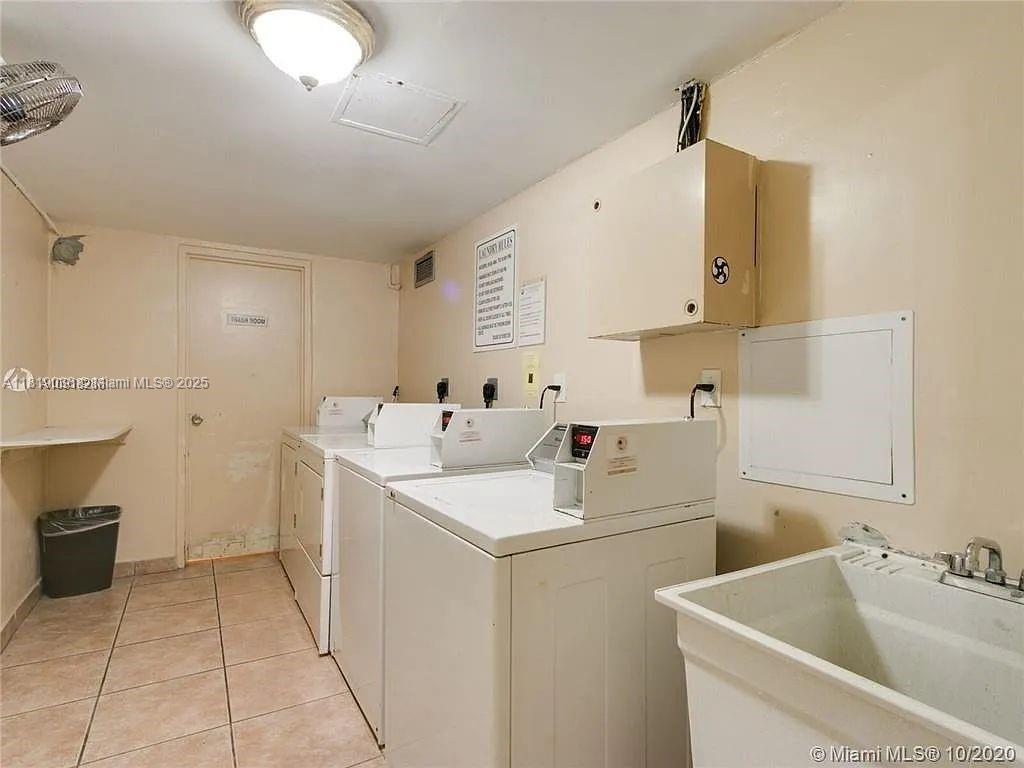 AVILA CONDO - Residential