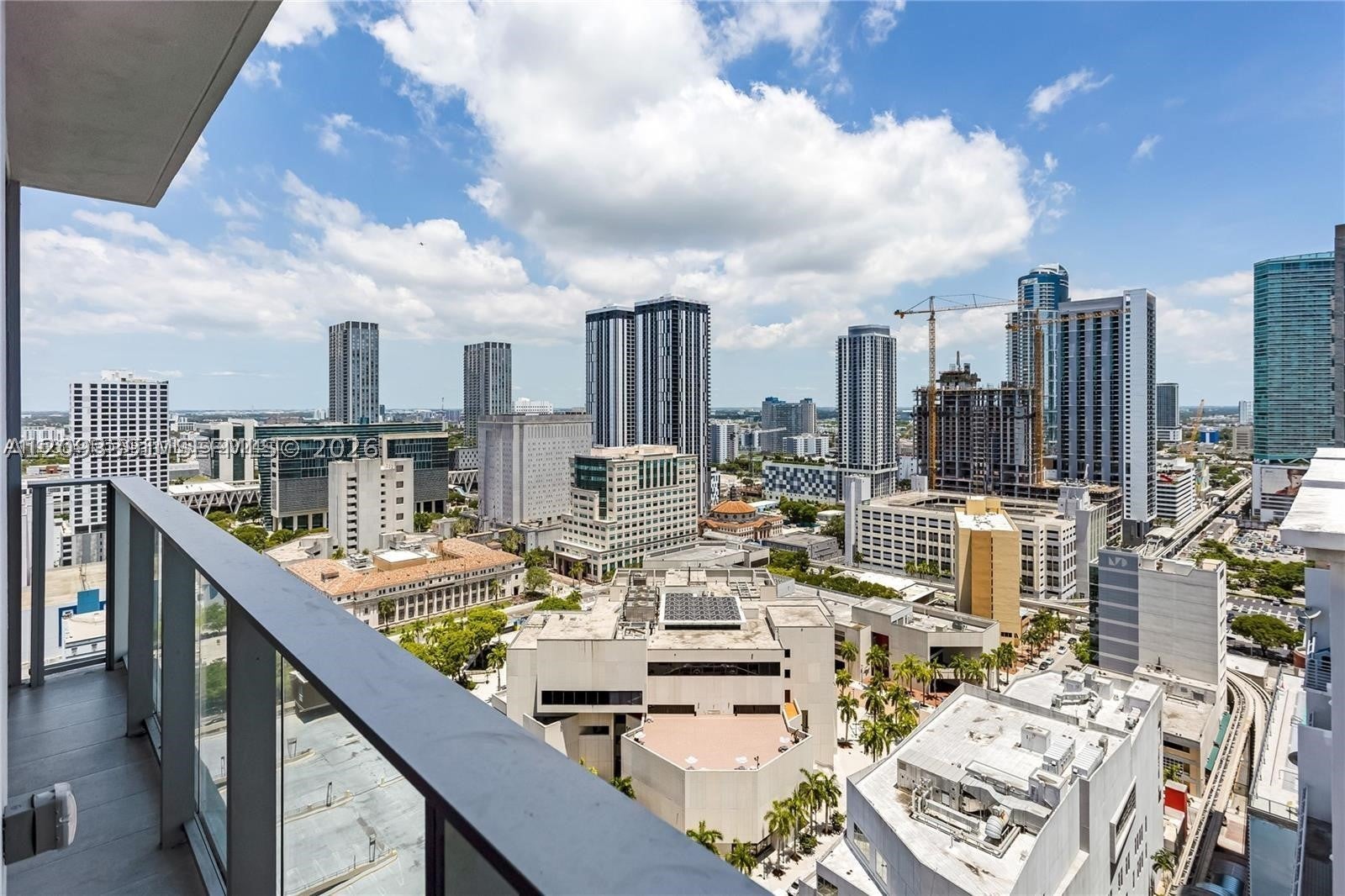 227 NE 2nd St 2806