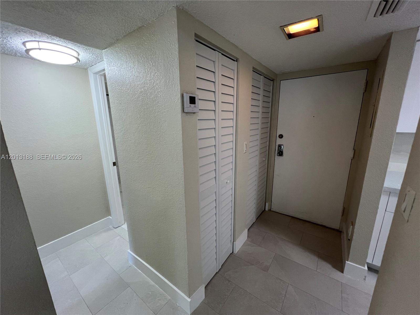 PROMENADE AT KENDALE LAKES - Residential