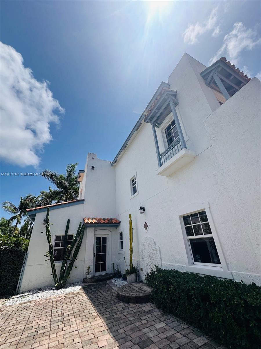 BELAIR WPB - Residential Lease