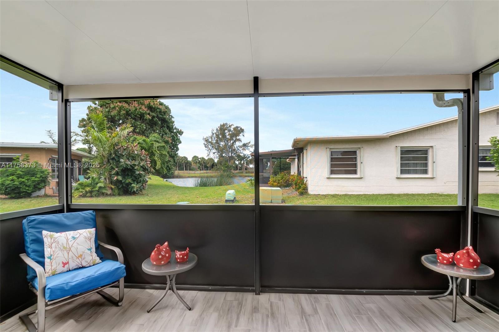 DELRAY VILLAS 2 - Residential