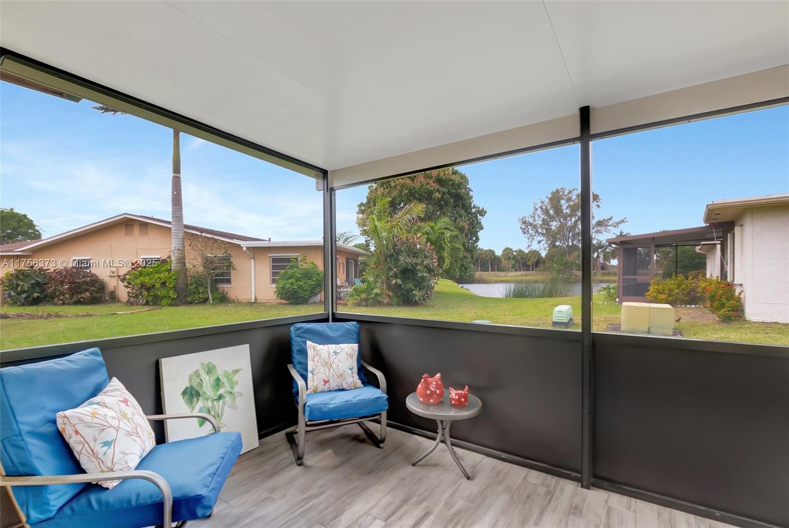 DELRAY VILLAS 2 - Residential