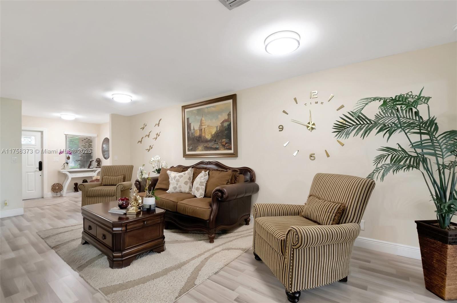 DELRAY VILLAS 2 - Residential