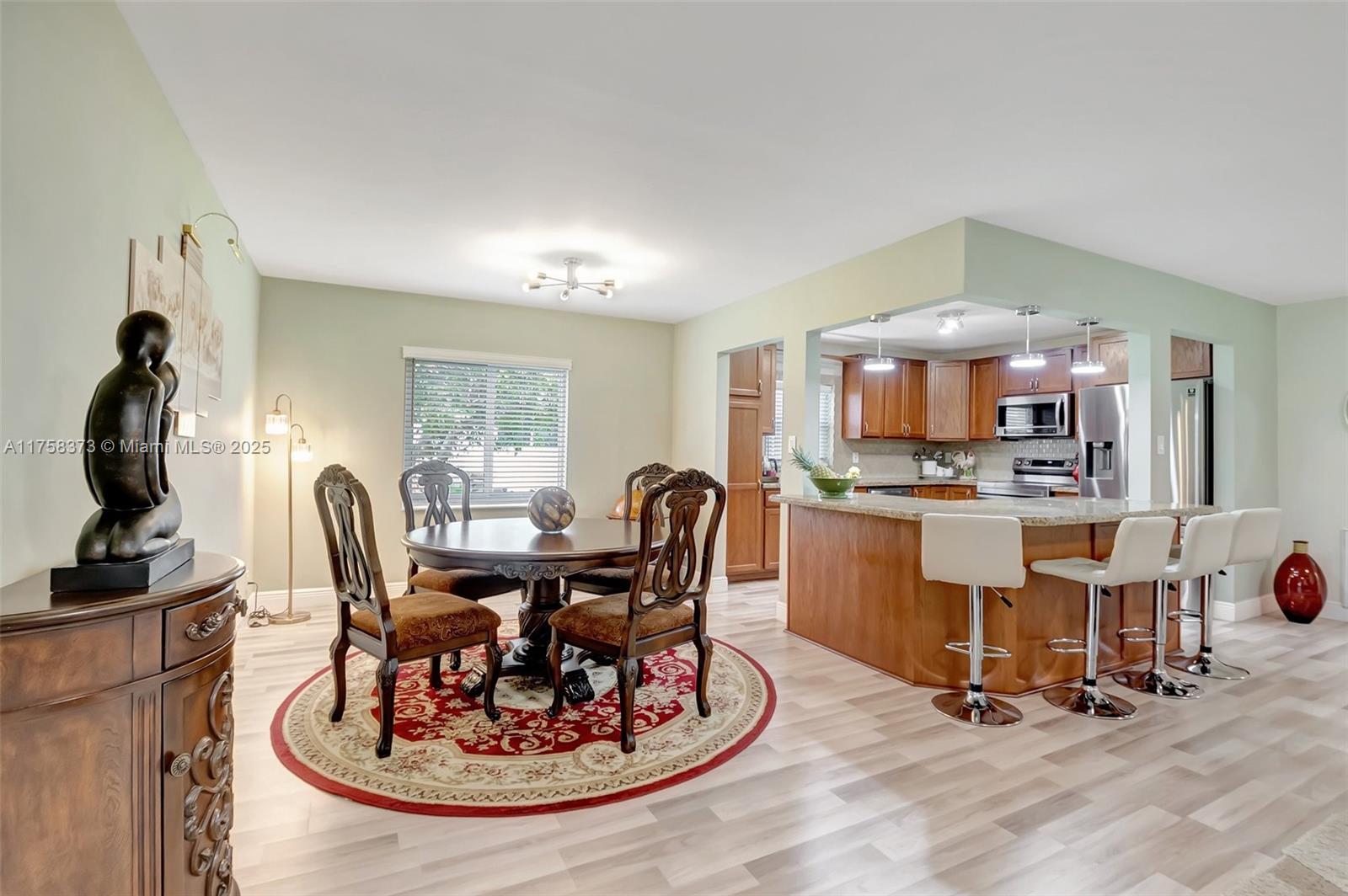 DELRAY VILLAS 2 - Residential