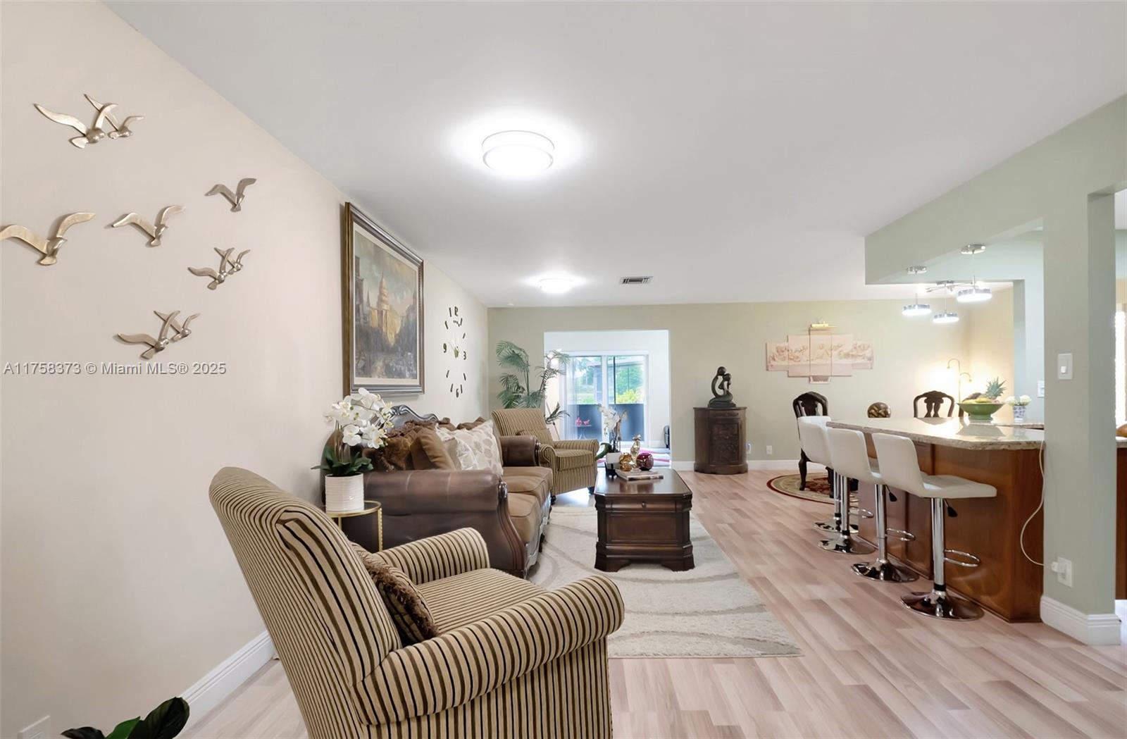DELRAY VILLAS 2 - Residential