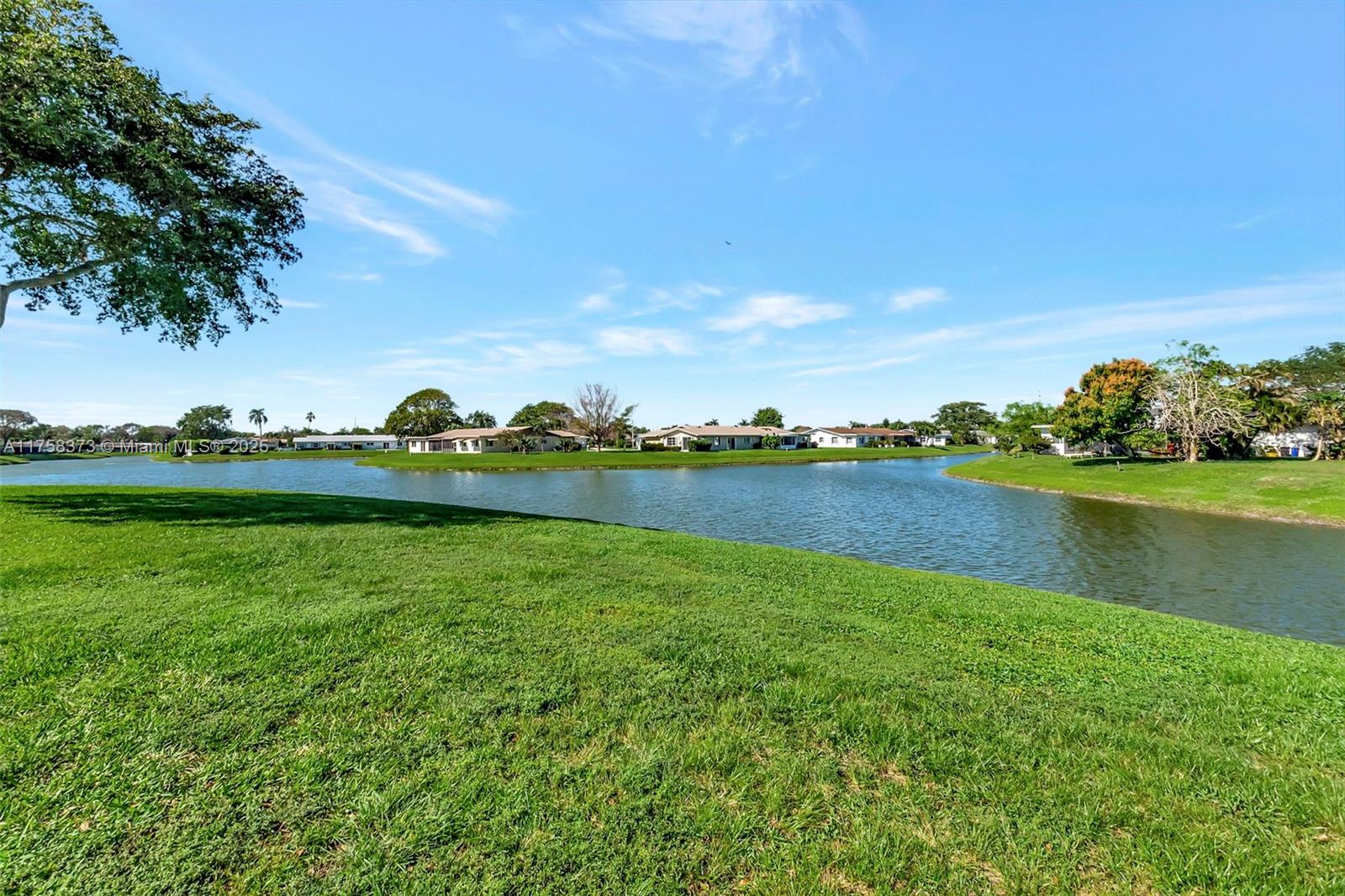 DELRAY VILLAS 2 - Residential