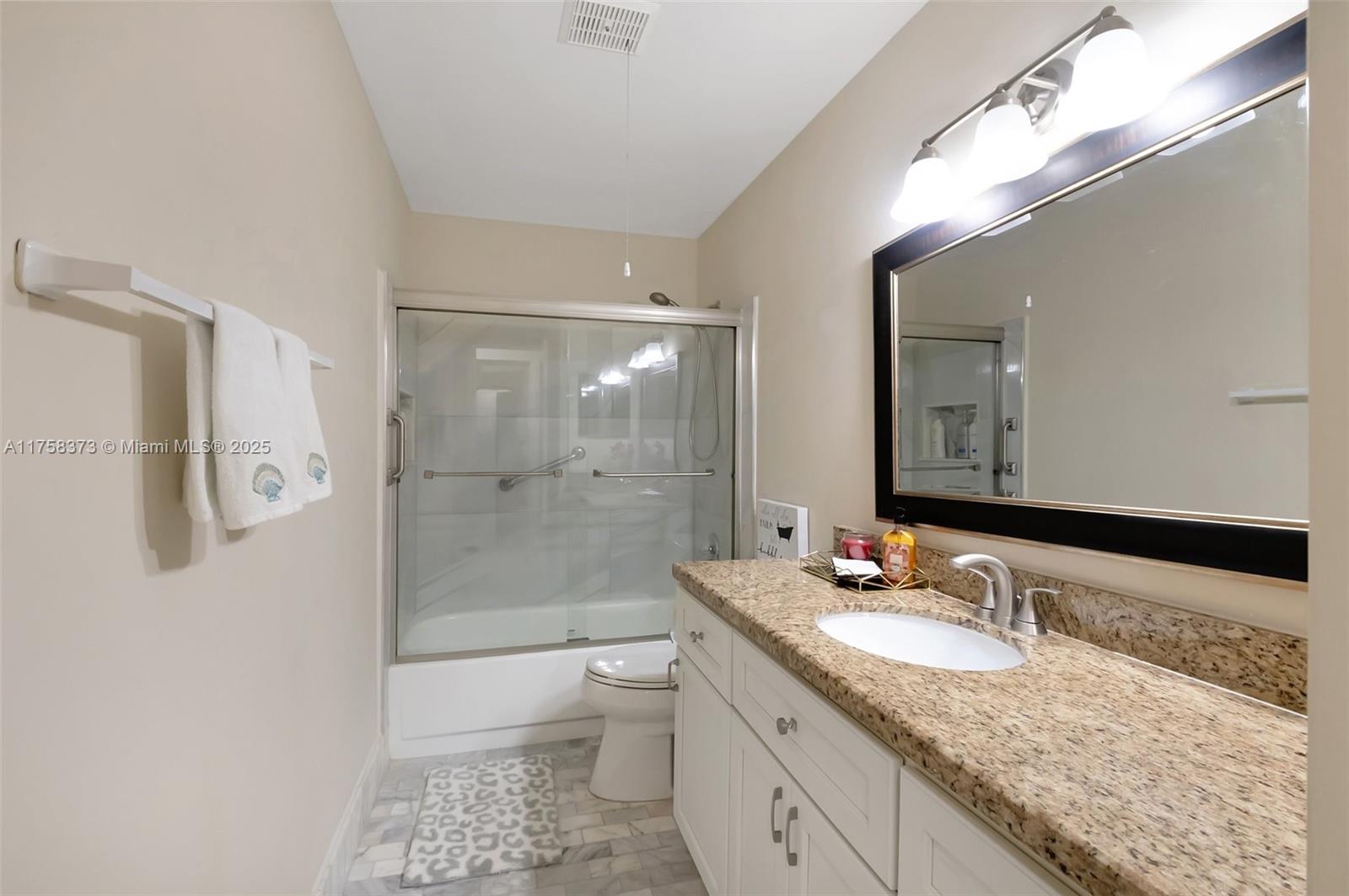 DELRAY VILLAS 2 - Residential