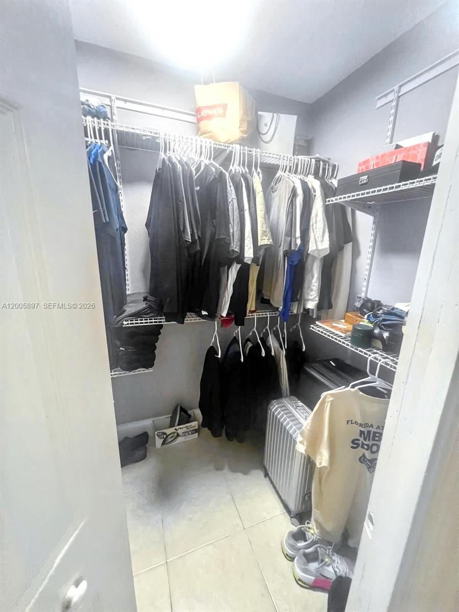 SELBERG PROPERTIES K/A AS - Residential Lease