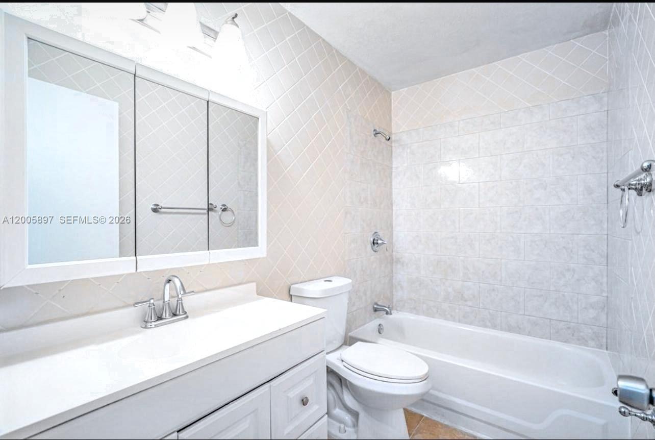 SELBERG PROPERTIES K/A AS - Residential Lease