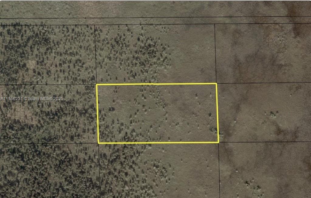 Offering ˜5± acres (˜217,800 sf) of vacant land in unincorporated Miami-Dade County (folio 30-3930-000-0038). Miami-Dade Property Appraiser indicates Property Use 99: Acreage Not Classified, Land Use 9981: Acreage Not Classified: Vacant Land, and PA Primary Zone 8900: Interim / Await Specific Zoning. Per public-agency records, parcel is Outside the Urban Development Boundary (UDB) and the Zoning Code is GU: Interim District. Regional references include Krome Ave (SW 177th Ave) and Tamiami Trail / SW 8th St (US-41). No representations are made regarding legal access, utilities, wetlands, flood status, conservation encumbrances, or development rights, buyer must independently verify all items with Miami-Dade County and relevant agencies.