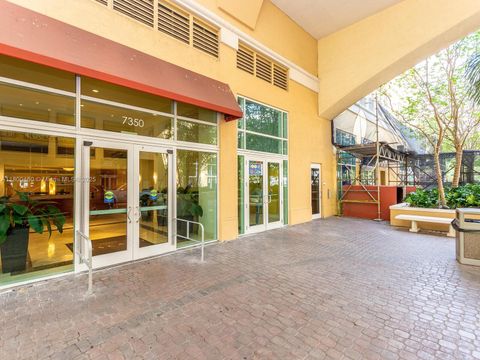 7350 SW 89th St 1702S Miami FL 33156