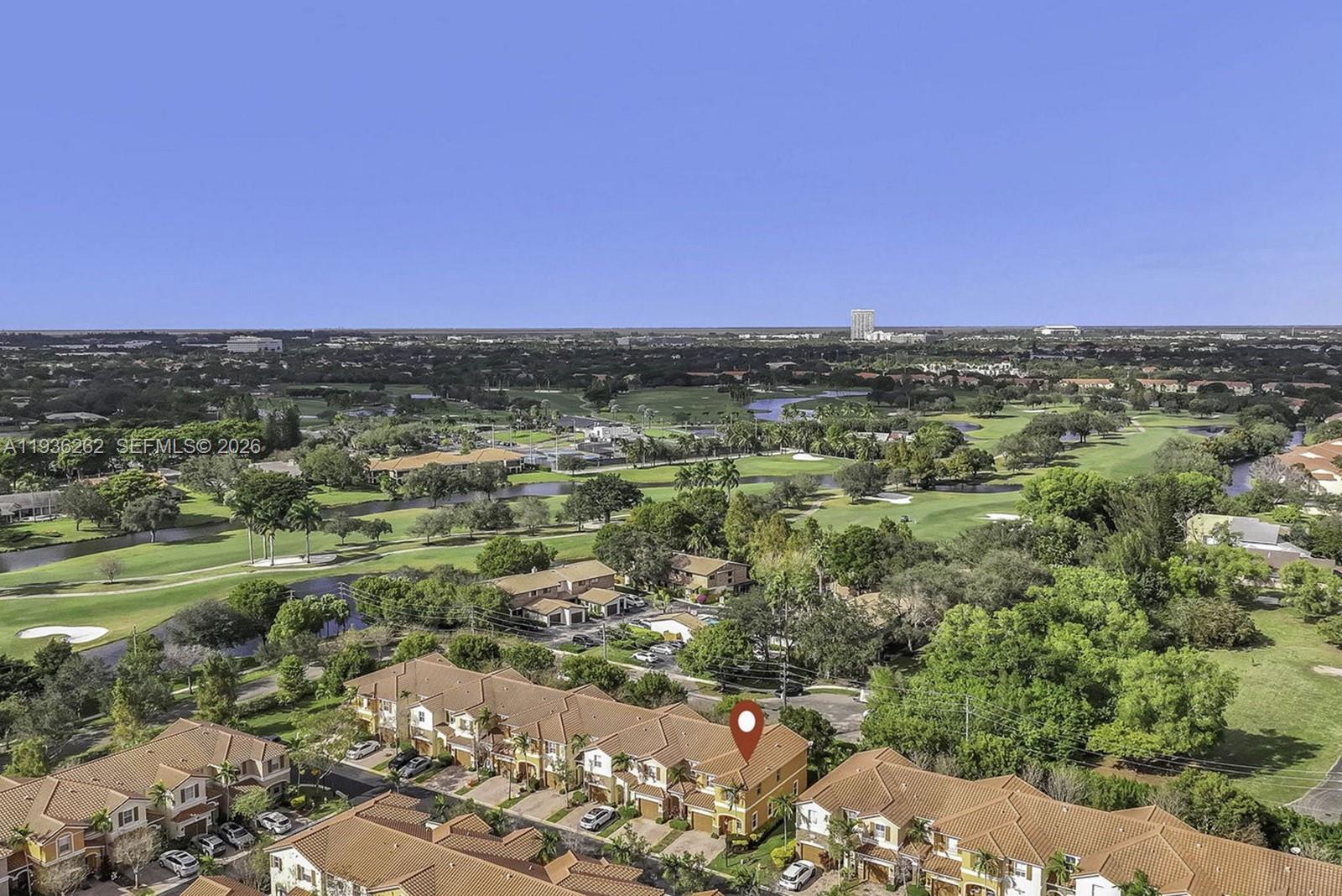 EMERALD CREEK TOWNHOMES - Residential