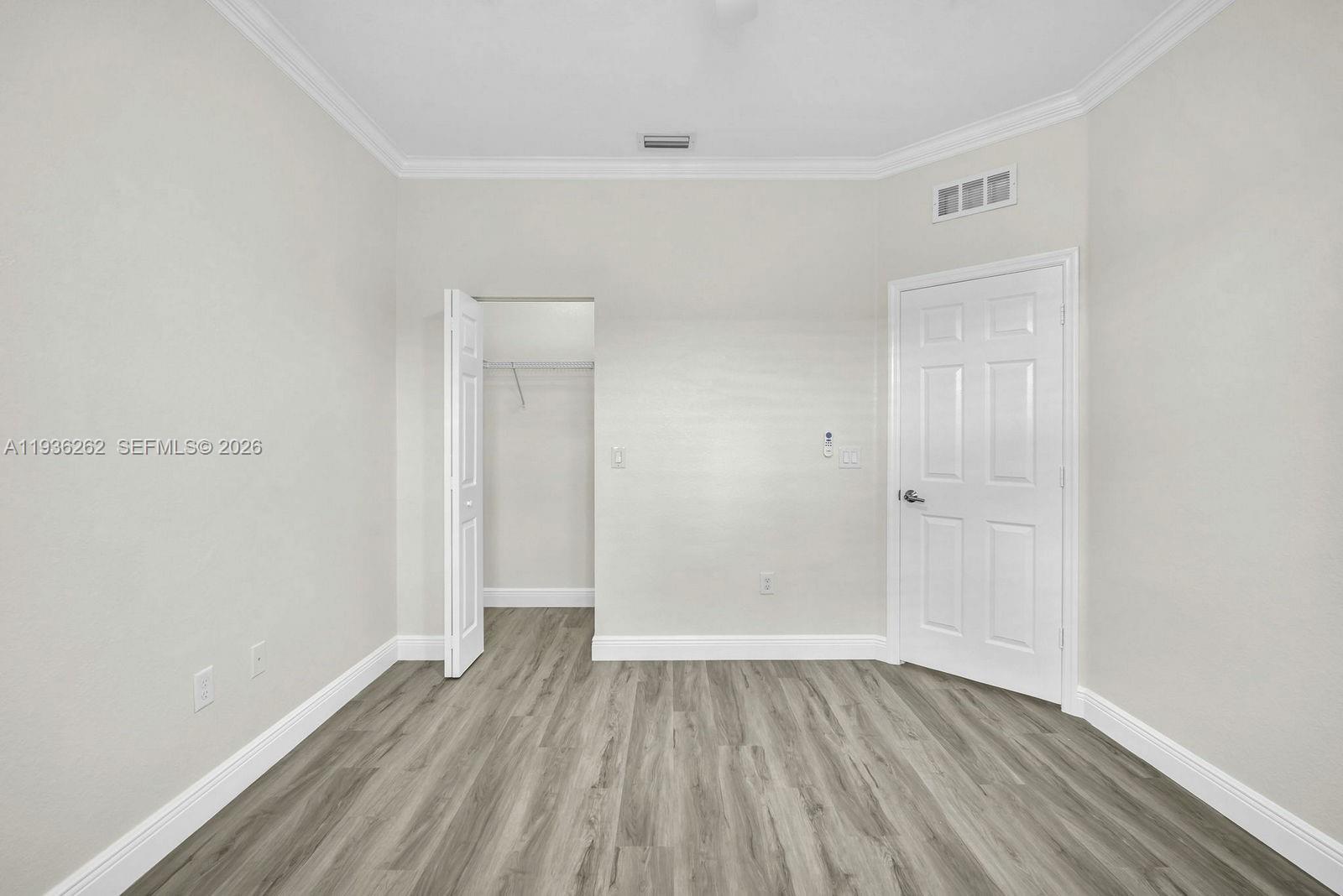 EMERALD CREEK TOWNHOMES - Residential