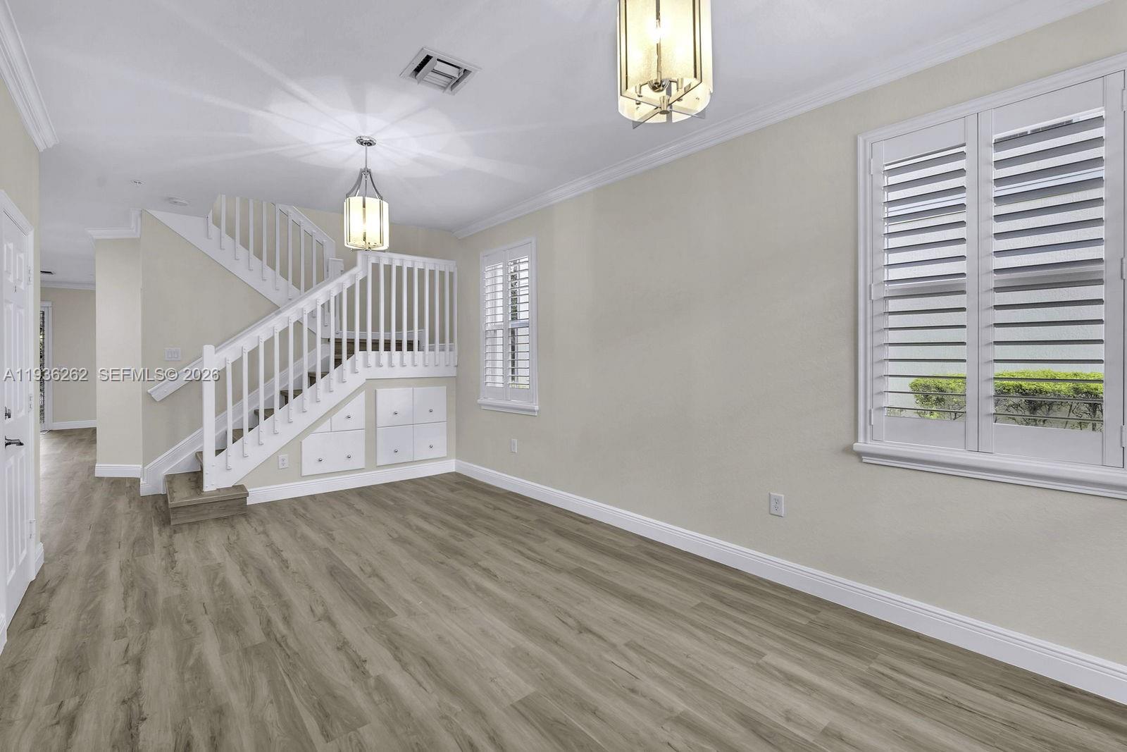 EMERALD CREEK TOWNHOMES - Residential