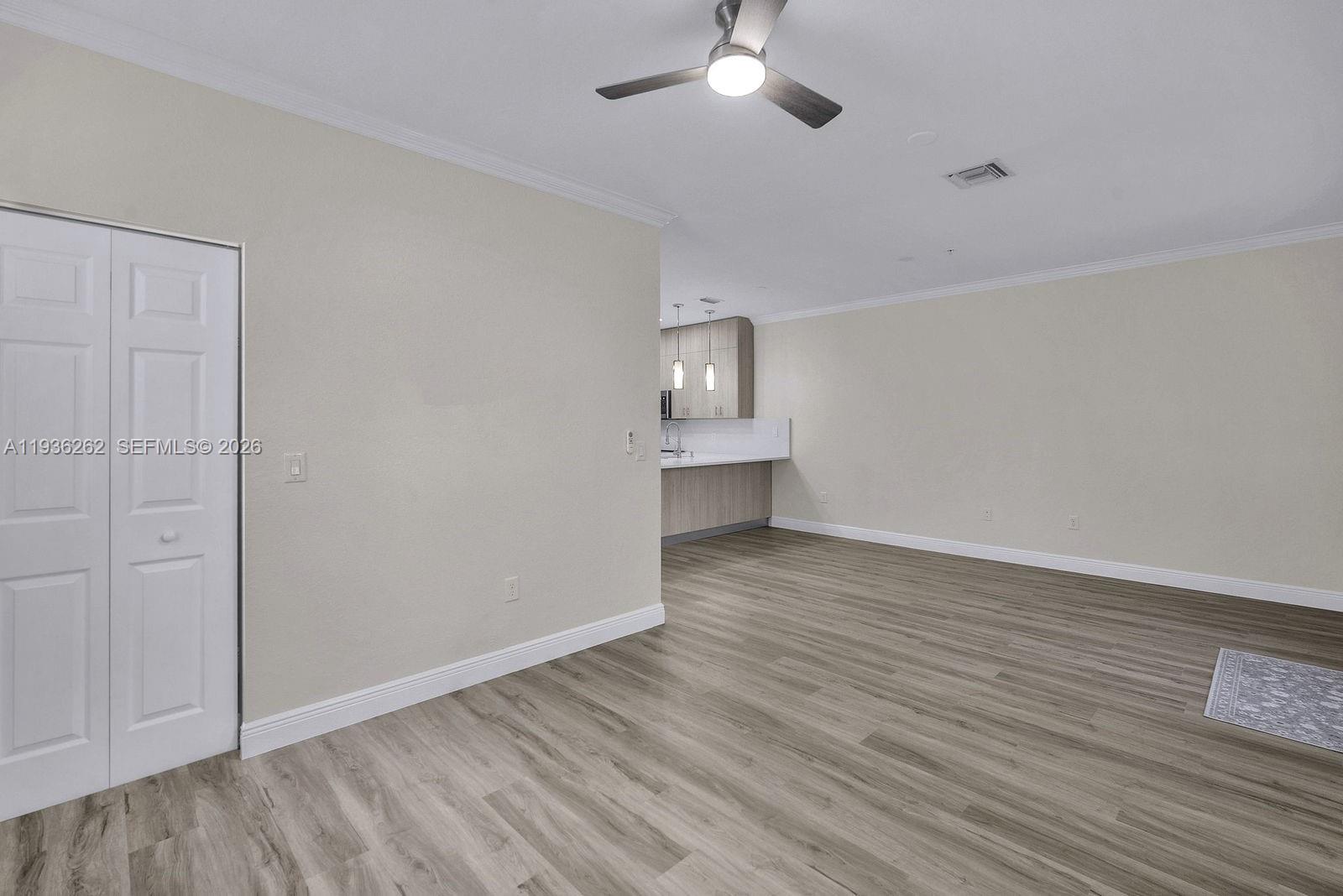 EMERALD CREEK TOWNHOMES - Residential