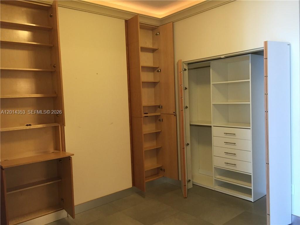 New Wave Condo - Residential Lease