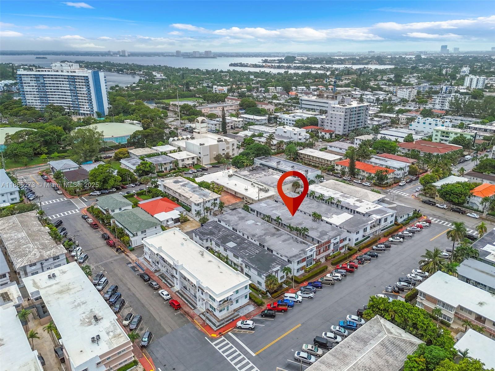 MOONGLOW CONDO - Residential