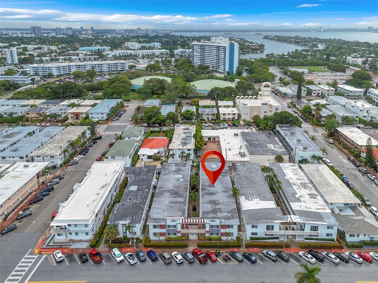 MOONGLOW CONDO - Residential