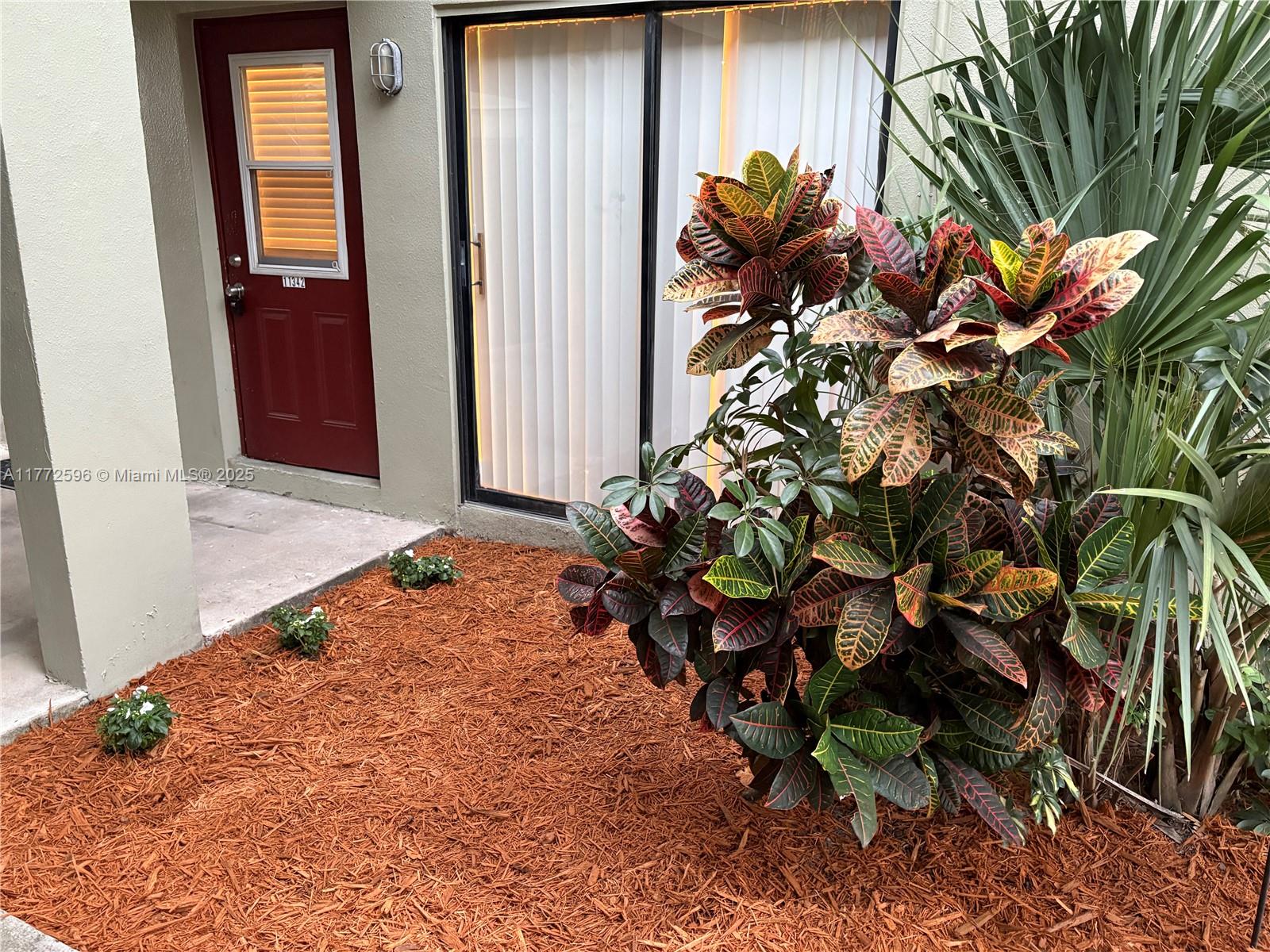 Rental Property at 11342 Royal Palm Blvd 11342, Coral Springs, Broward County, Florida - Bedrooms: 2 
Bathrooms: 1  - $1,795 MO.