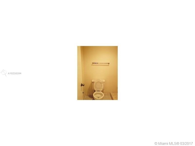 FAIRWAYS AT BONAVENTURE C - Residential Lease
