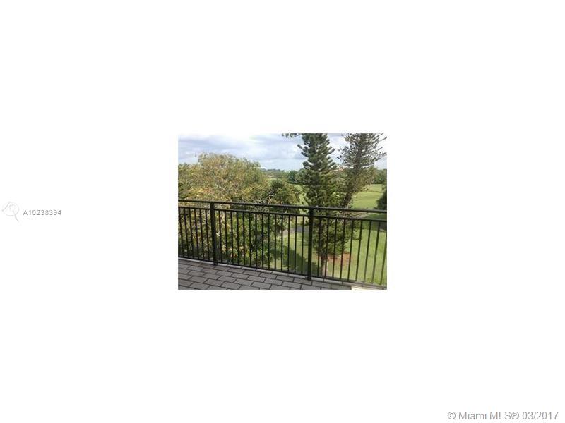 BEAUTIFUL 2 Bedroom, 2 Bath with a LARGE master bedroom with walk in closet. Large Balcony with a GORGEOUS view of the LAKE and GOLF Course. Located in Bonaventure's Fabulous Town Center Club. It Includes a POOL, TENNIS, BOWLING, INDOOR RACQUETBALL, HANDBALL, BILLIARDS, 2 HEATED POOLS, A THEATER and LOTS MORE! THIS PROPERTY IS TENANT OCCUPIED, PLEASE DO NOT DISTURB THE TENANT. PLEASE SEE BROKER REMARKS.
