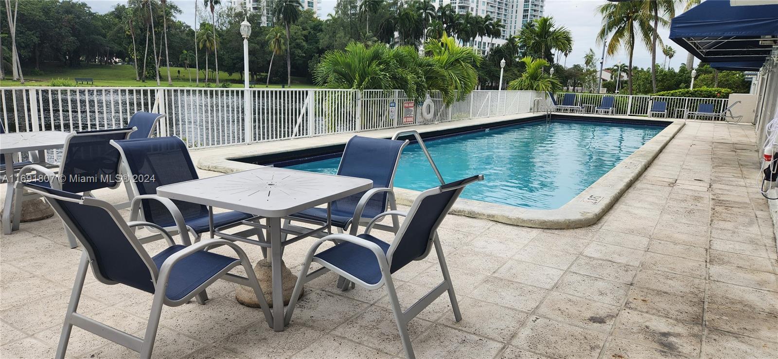 SERENITY ON THE RIVER CON - Residential Lease