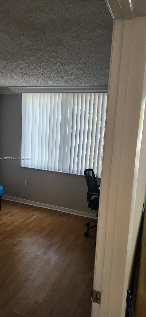 SERENITY ON THE RIVER CON - Residential Lease