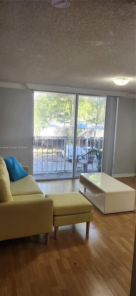 SERENITY ON THE RIVER CON - Residential Lease