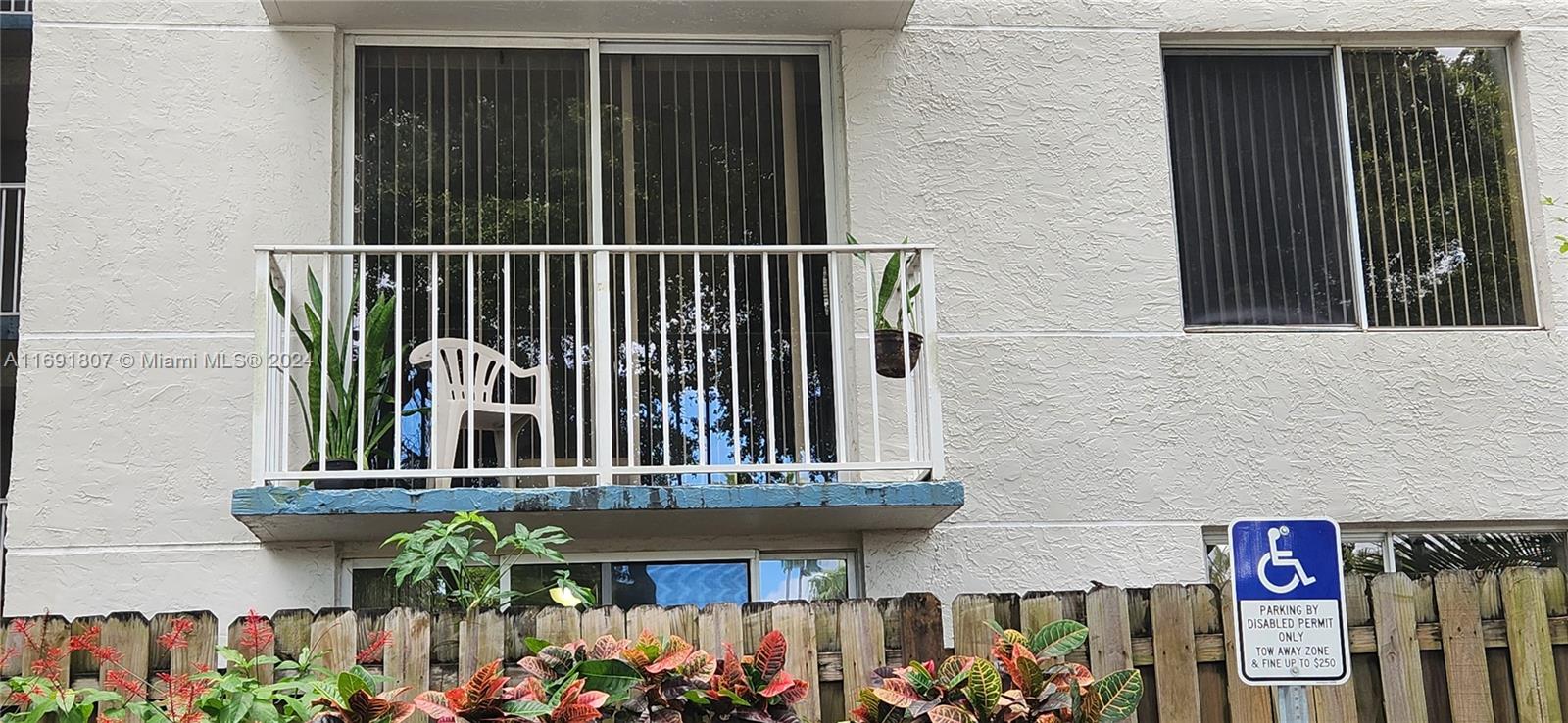 SERENITY ON THE RIVER CON - Residential Lease