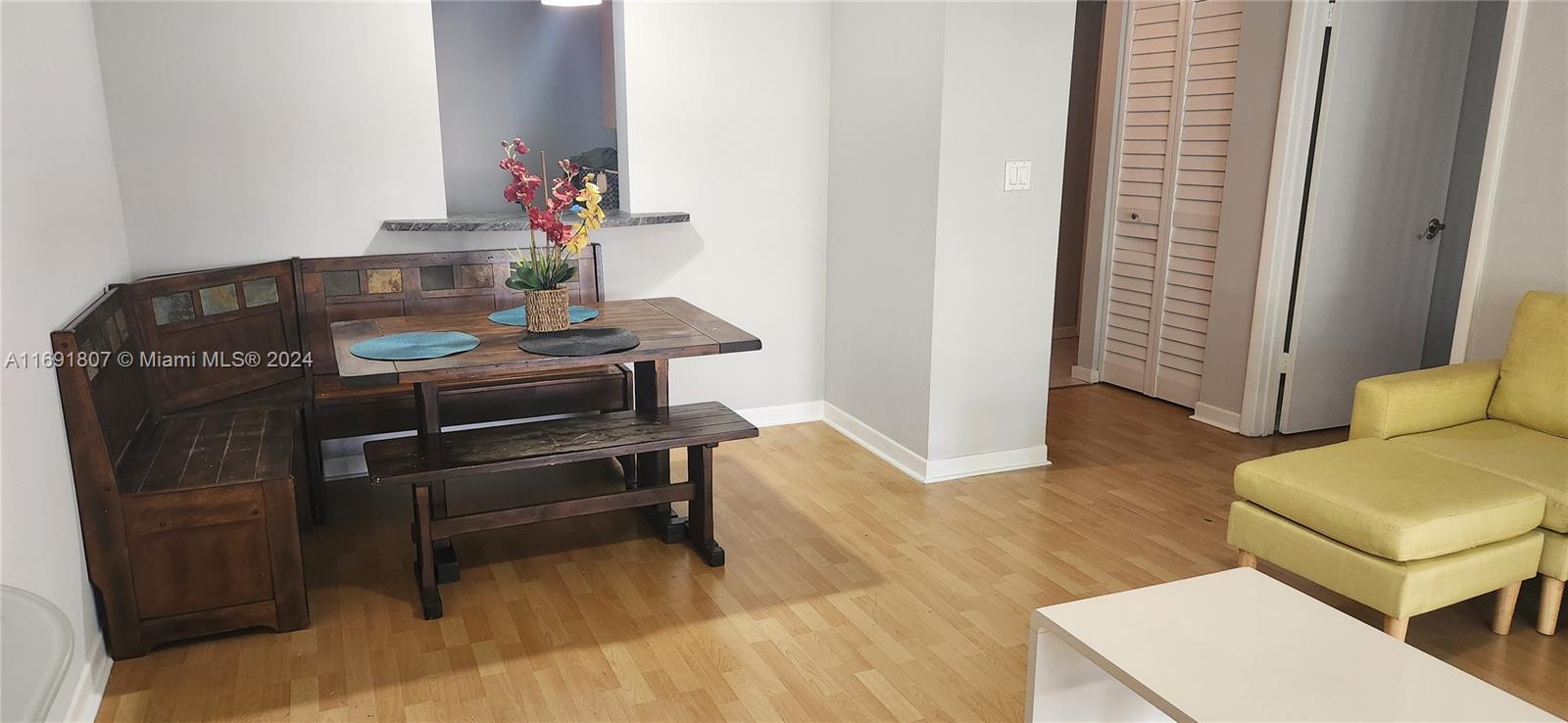 SERENITY ON THE RIVER CON - Residential Lease